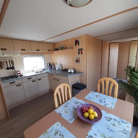 Chalet In Holland - No Workmen Only Makers Vierhouten